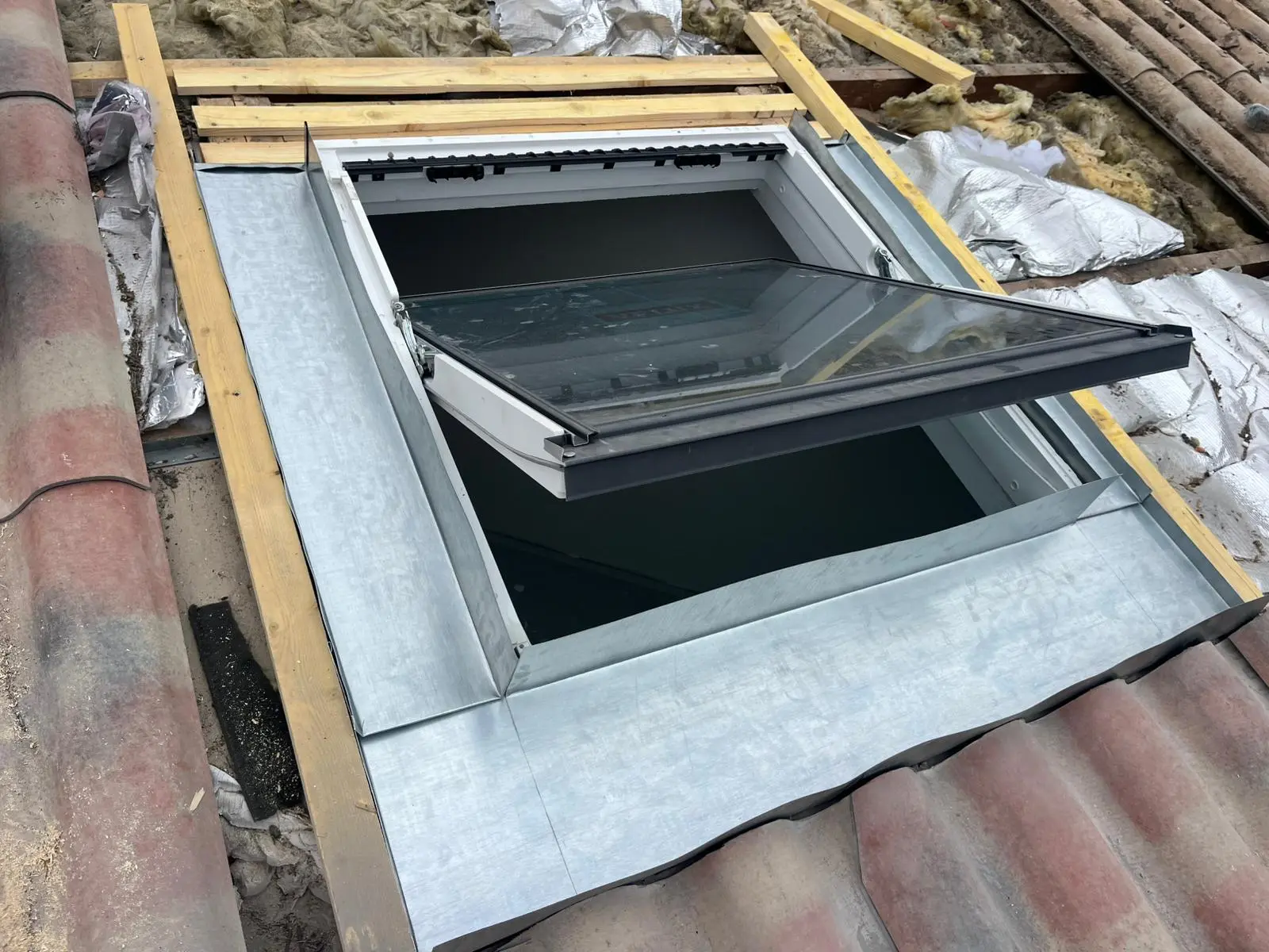 zingueur Brignoles étanchéité velux toiture